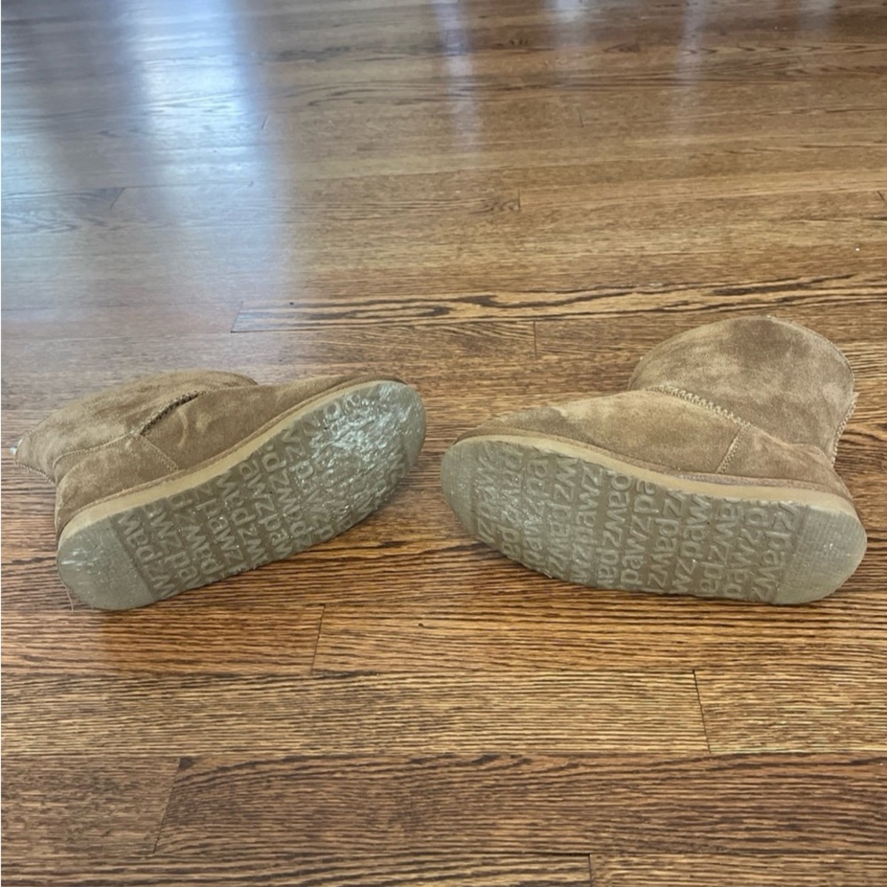 Paw z size 4